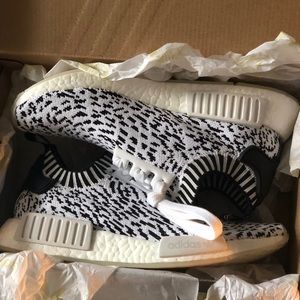 Size 5 Adidas NMD Zebra R1 PK (Size 6 women’s)